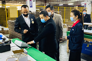 河源市源城區委書記鄧卓文到中安